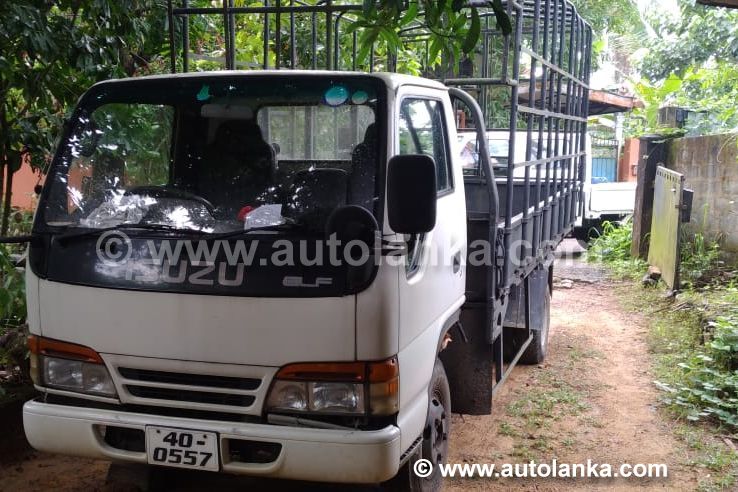 Isuzu Elf 250