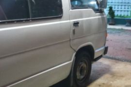 kdh van sale in riyasewana