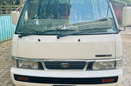 1997 nissan caravan