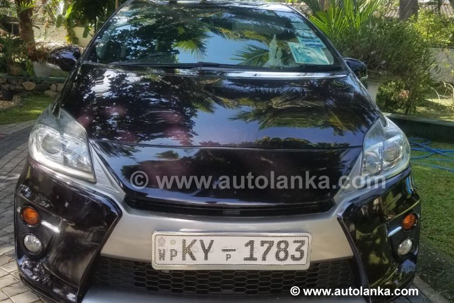 Toyota Prius G Sport