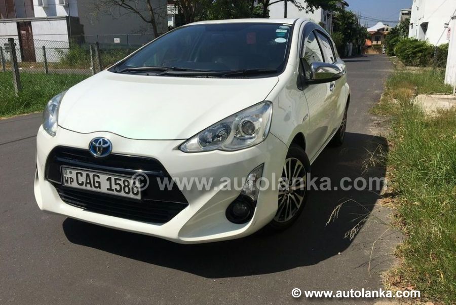 Toyota Aqua 2015