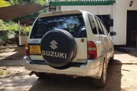 Suzuki ESCUDO 4WD Drive 2001