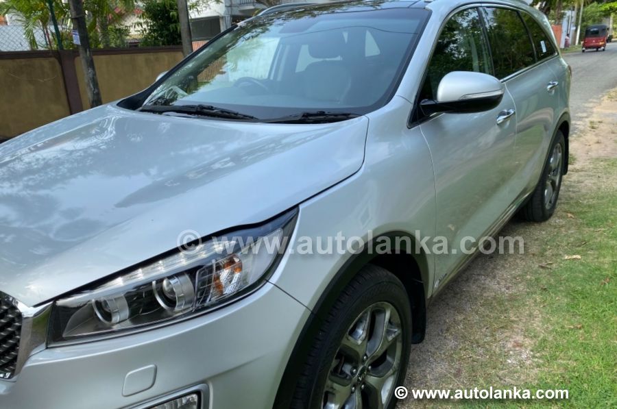 2015 Kia Sorento (one owner)