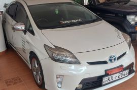 Toyota Prius G Touring Hybrid 2012 
