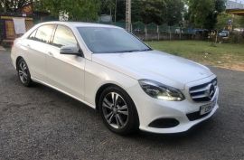 MERCEDES BENZ 2013 E220 CDI SE AUTOMATIC 51000 KI