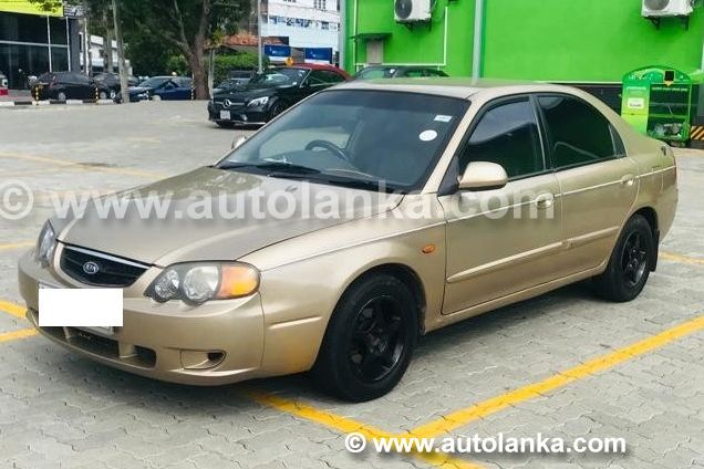 Kia Spectra LS 2001