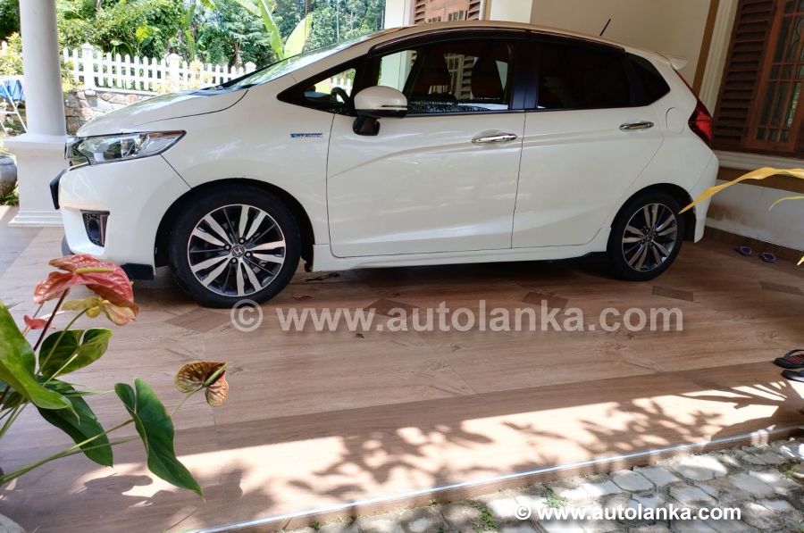 HONDA FIT GP5 S-GRADE