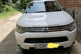 Mitsubishi Outlander 2014 For Sale in Kandy