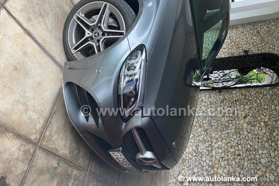 Mercedes Benz C200 2019 Premium Plus