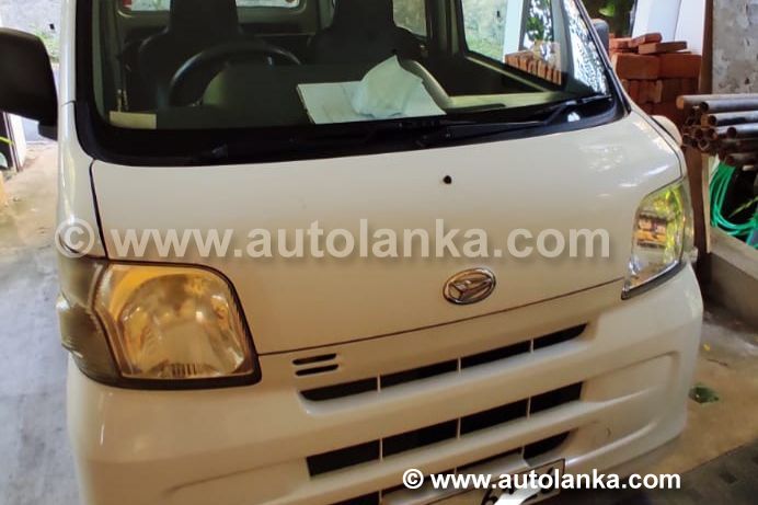 Daihatsu HiJet 2012