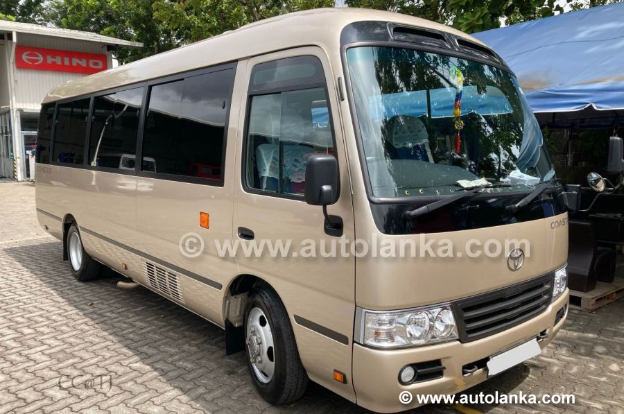 Toyota Coaster 2016