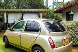 Nissan March AK12 2011 Gold