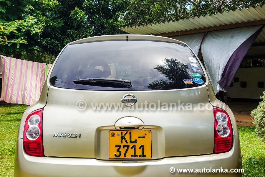 Nissan March AK12 2011 Gold