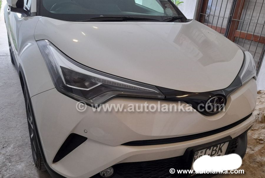 Toyota CH-R 2017 for sale