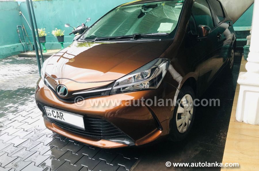 TOYOTA Vitz