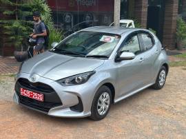 2023, Toyota, Yaris Hybrid, Used