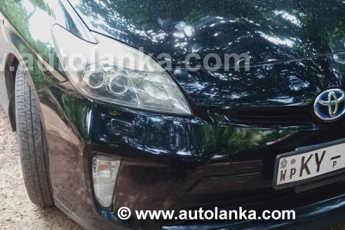 Lady Driven Toyota Prius - Excellent Condition