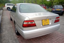 Nissan Bluebird 2003