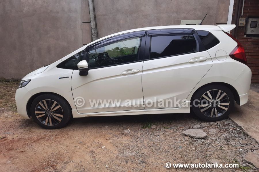 Honda Fit GP5 S Grade 2014