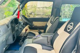 1997 nissan caravan
