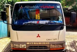 2006 mitsubishi canter