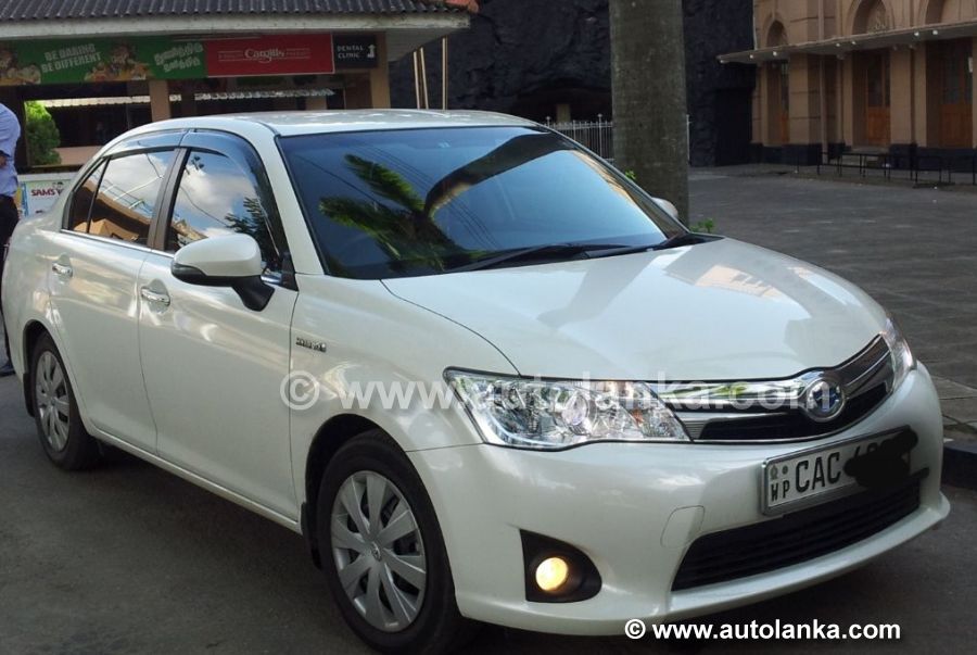 Toyota Axio Hybrid NKE165 (G Grade)