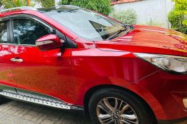 Hyundai Tucson Diesel 4WD 2013 for sale.